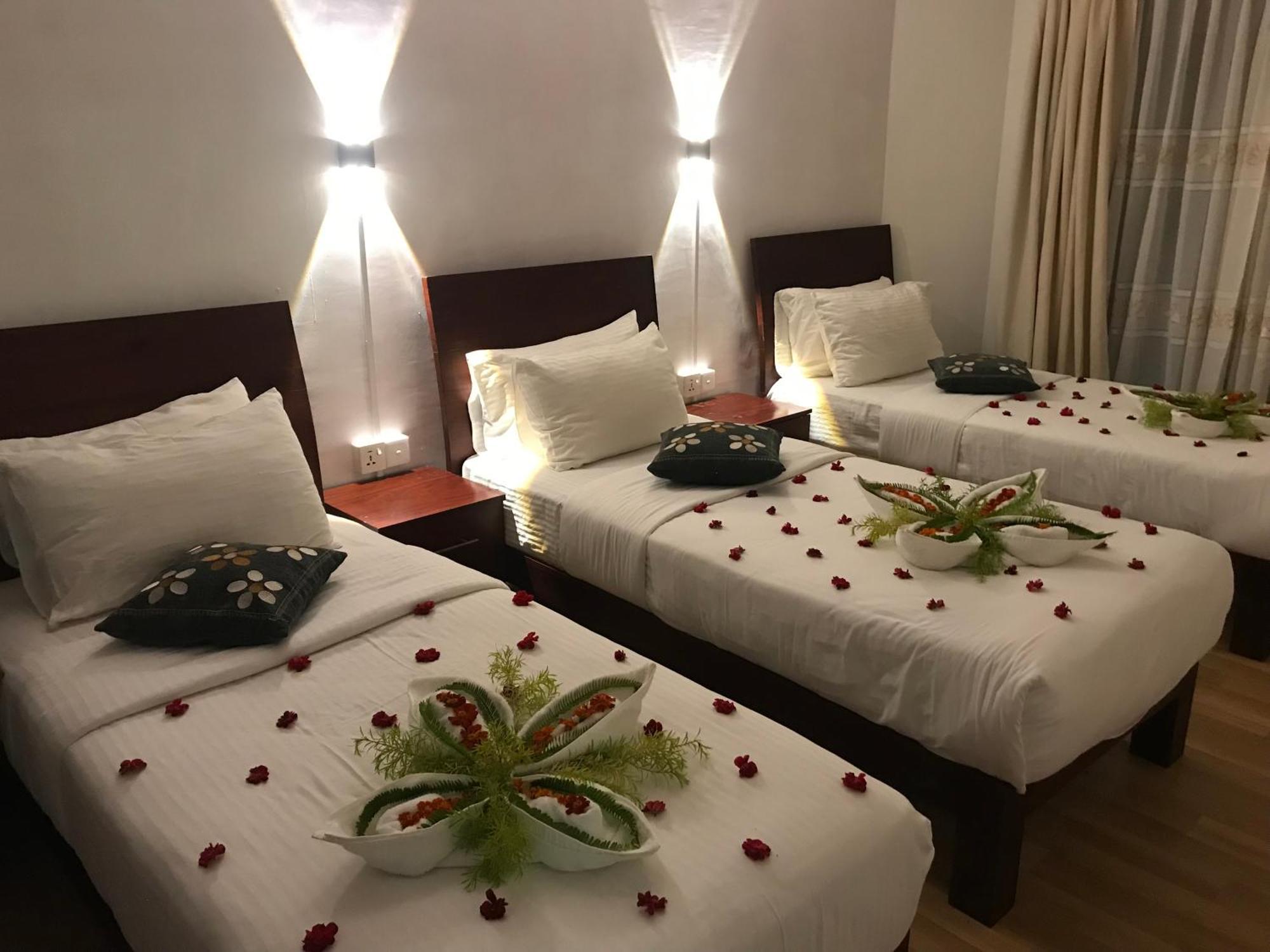 Marigold Home Нувара Елия Екстериор снимка