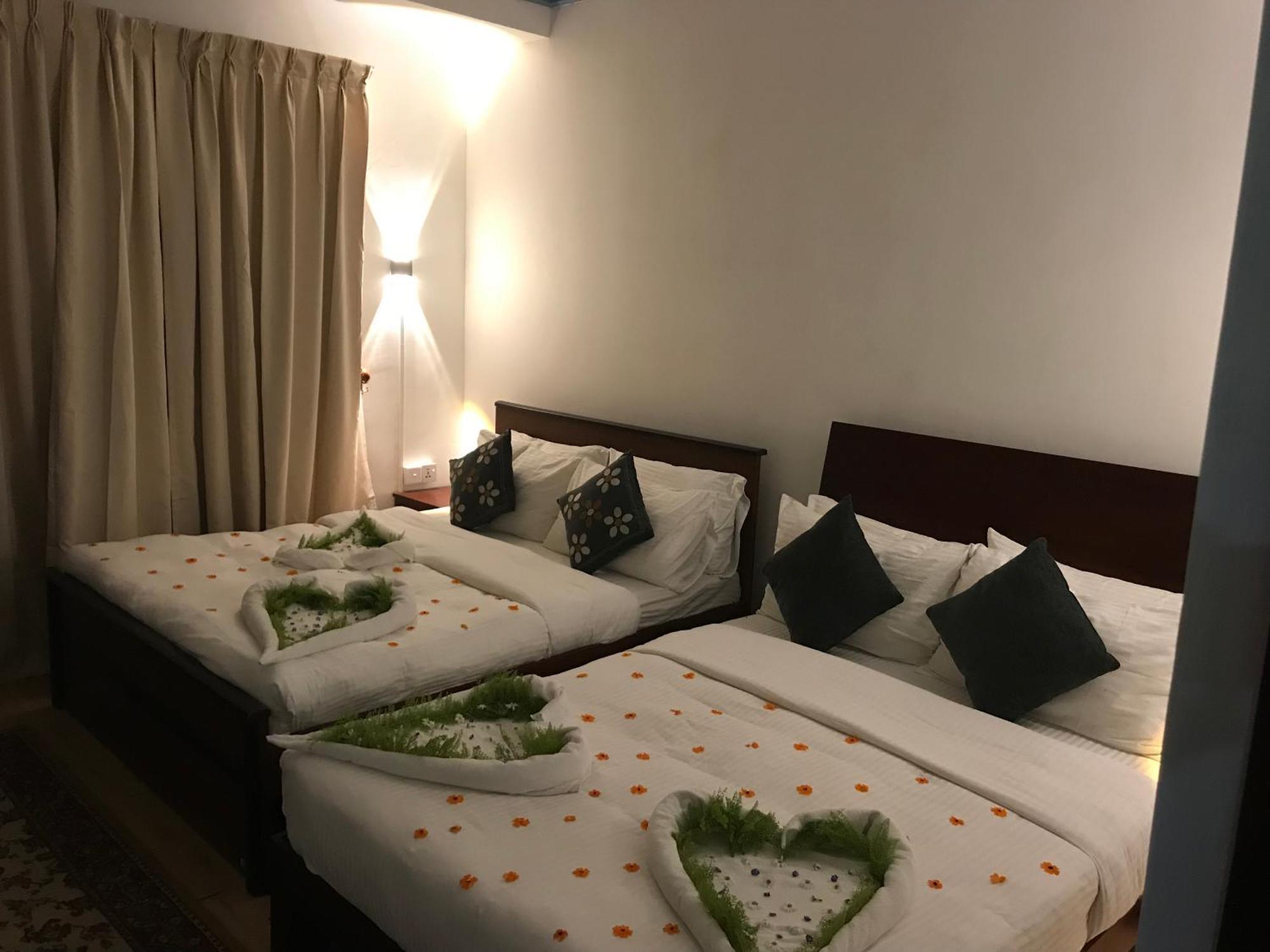 Marigold Home Нувара Елия Екстериор снимка