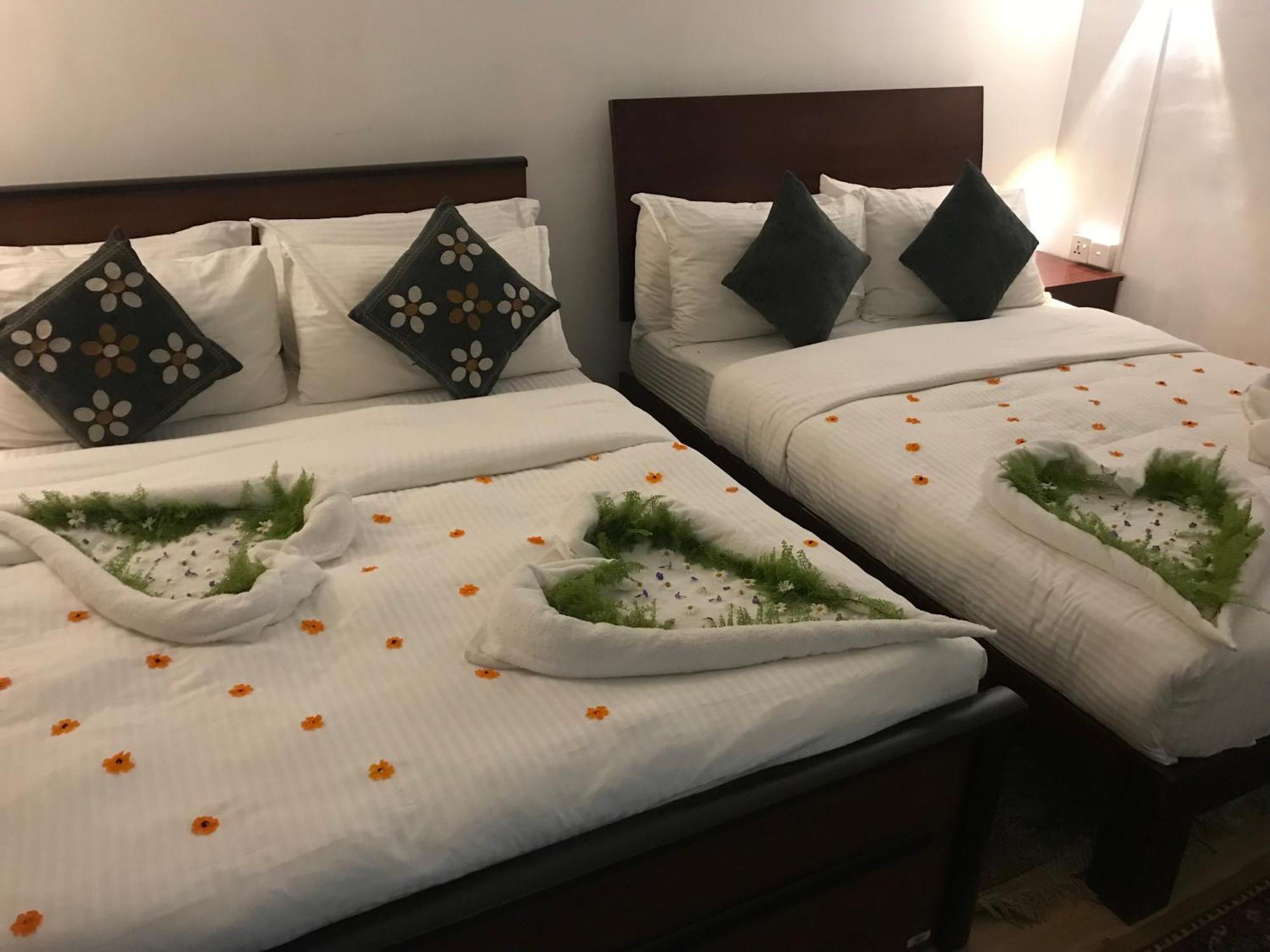 Marigold Home Нувара Елия Екстериор снимка