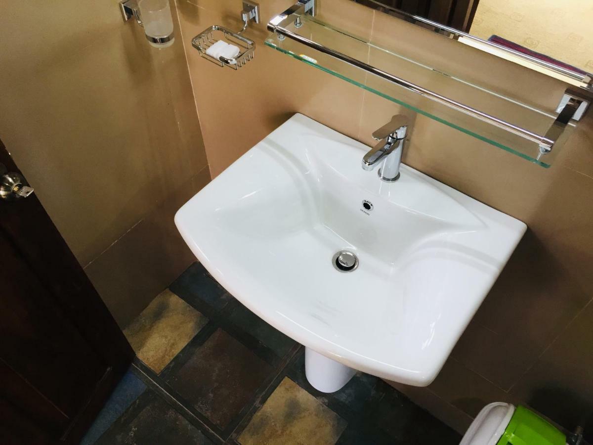 Marigold Home Нувара Елия Екстериор снимка